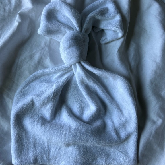 are you am I halter top - Picture 2 of 3